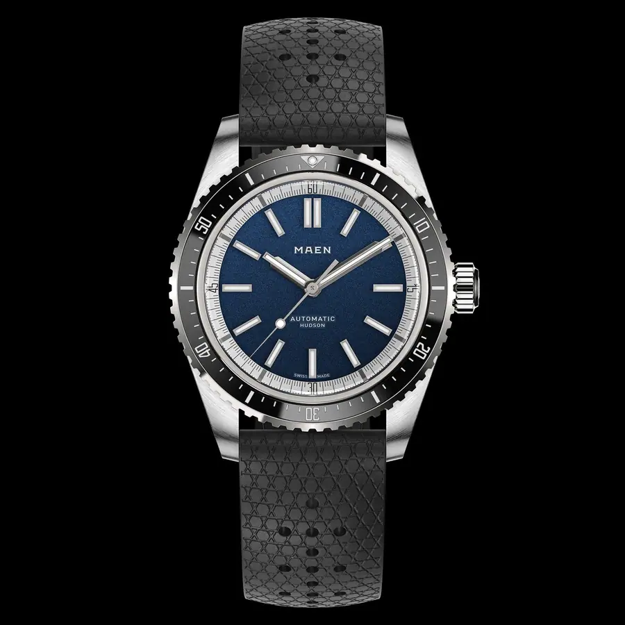 MAEN — Blue dial, integrated bracelet